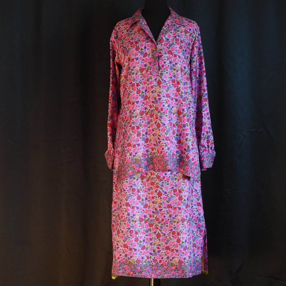 Ken Scott 1970's Gorgeous Silk Two Piece Skirt & Top Ensemble - Italy